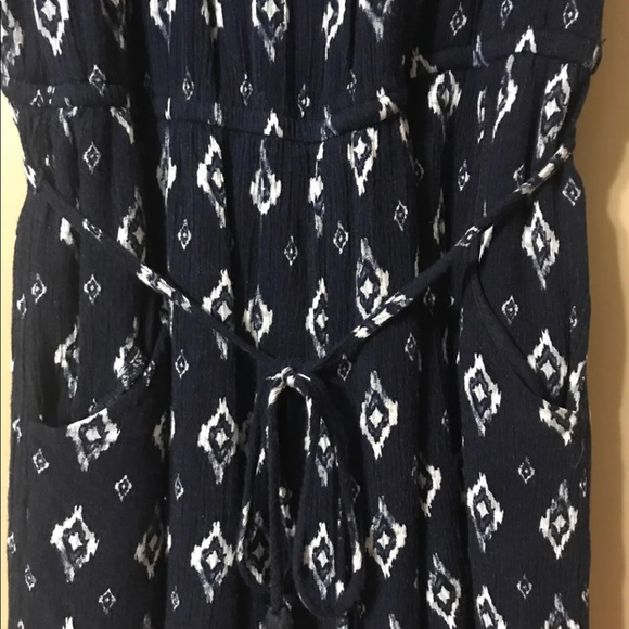 Esley Navy and White Romper Size Medium - Picture 2 of 5